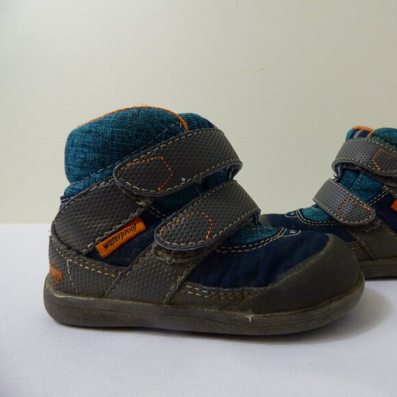 See Kai Run Waterproof Boots, Size 5 - Picture 2 of 4